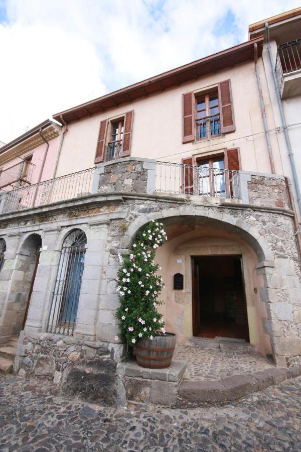 B&B Linu Ruiu Santu Lussurgiu Esterno foto